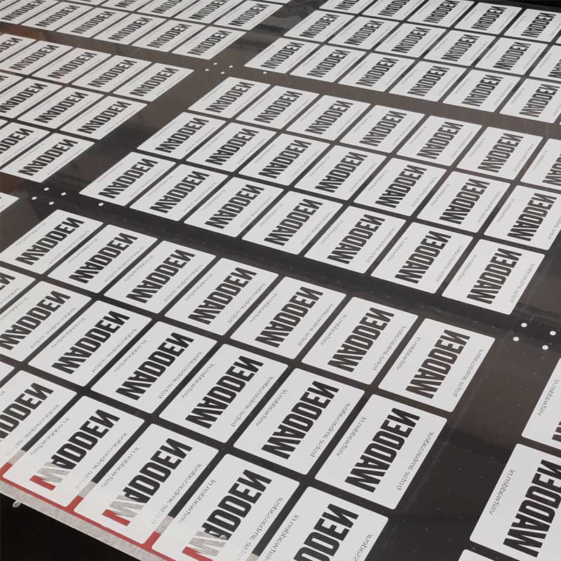 Transparante stickers met witprint voorbeeld