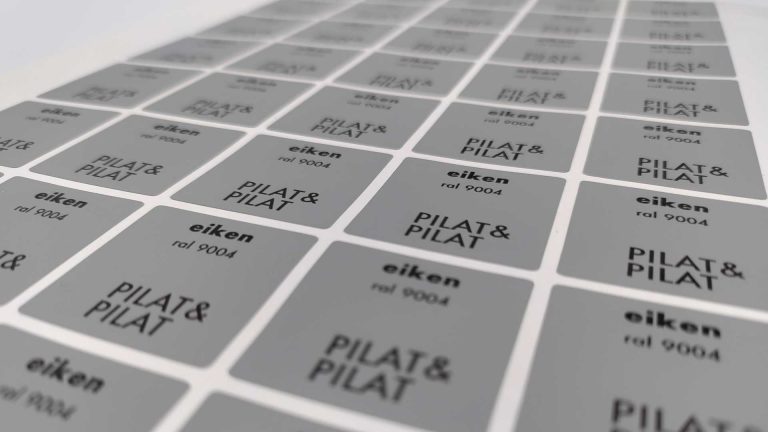 Matgrijs stickers op maat