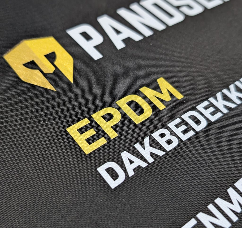 EPDM rubber bedrukt op maat met witte en full colour inkt