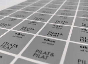 Matgrijs stickers op maat