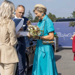 Koningin Maxima ontvangt het luxe geschenk